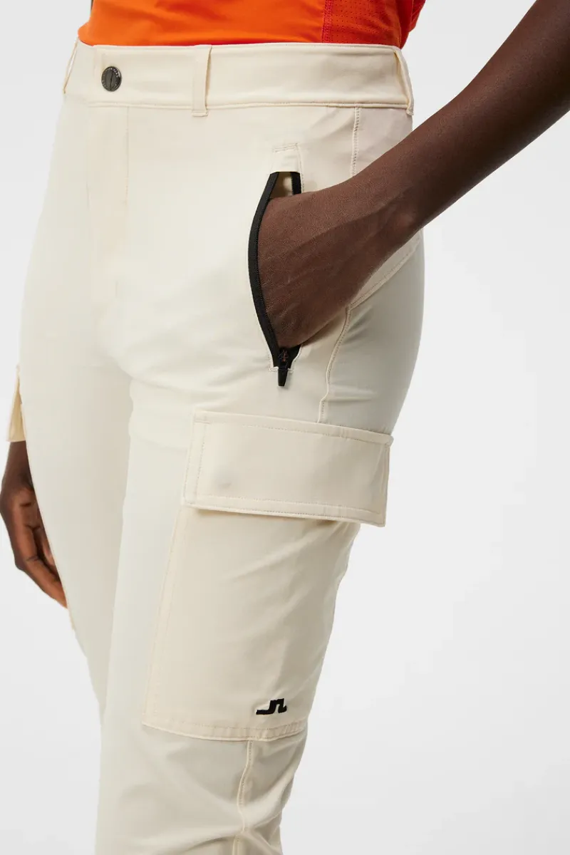 Anya Pant|J.Lindeberg Online
